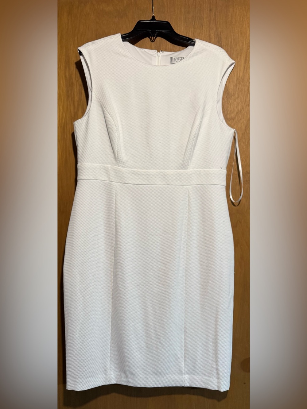 Kasper White Sleeveless Sheath Dress